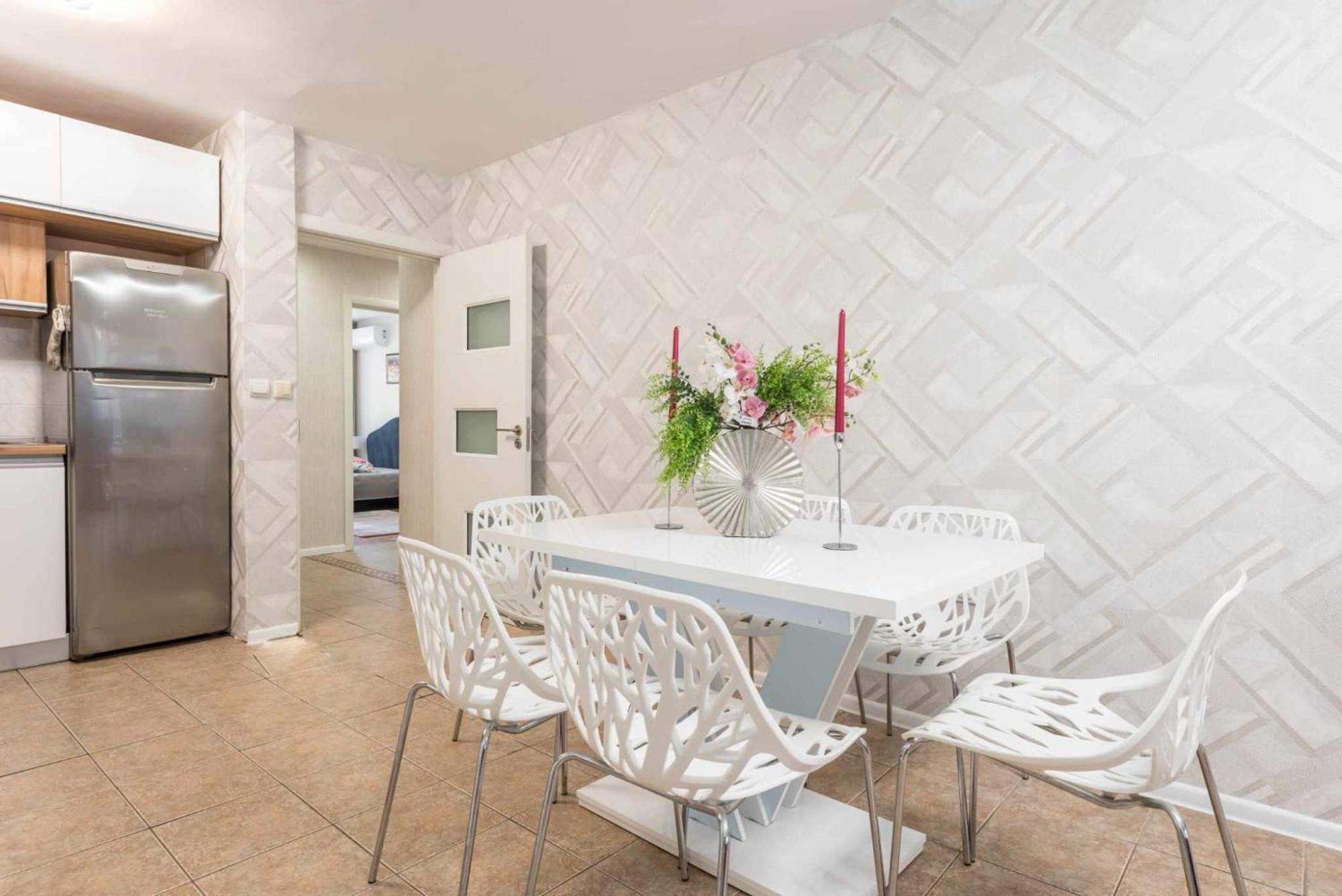 Red Velvet Apartment Warna Zewnętrze zdjęcie